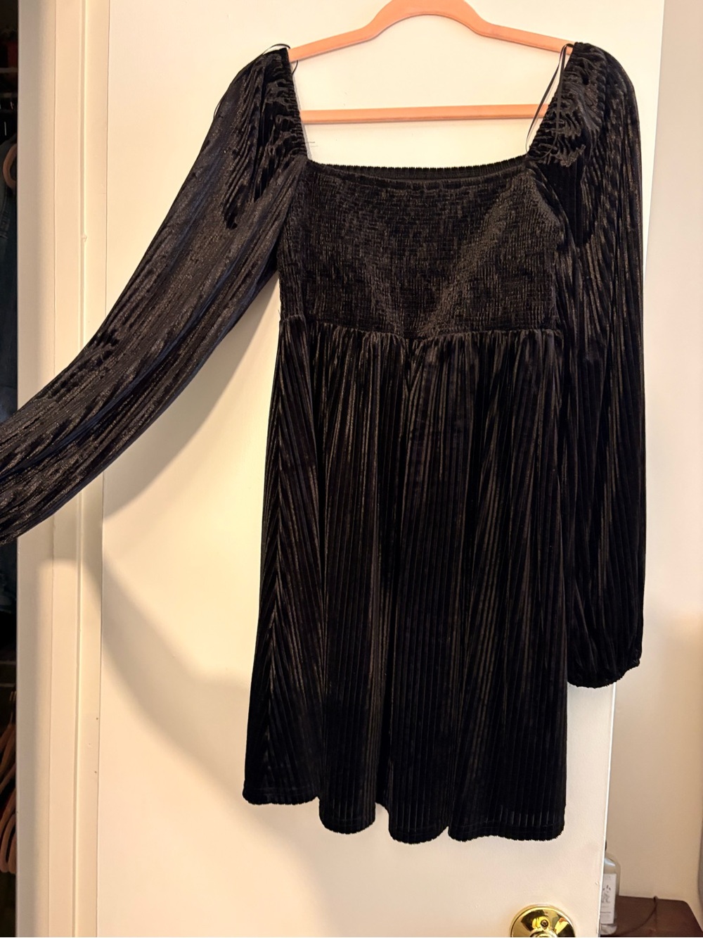 Black Velvet Midi Dress with Square Neck and Long Sleeves
